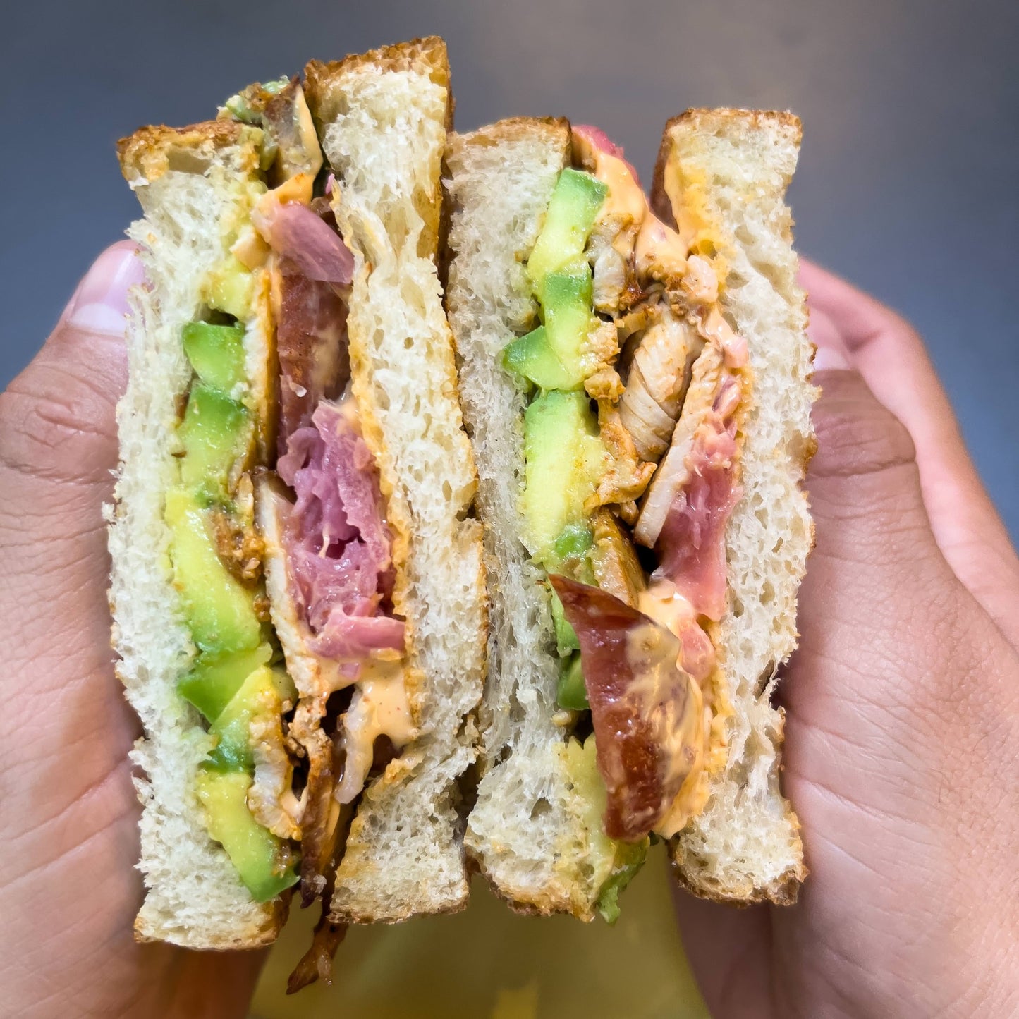 Pavo con aguacate