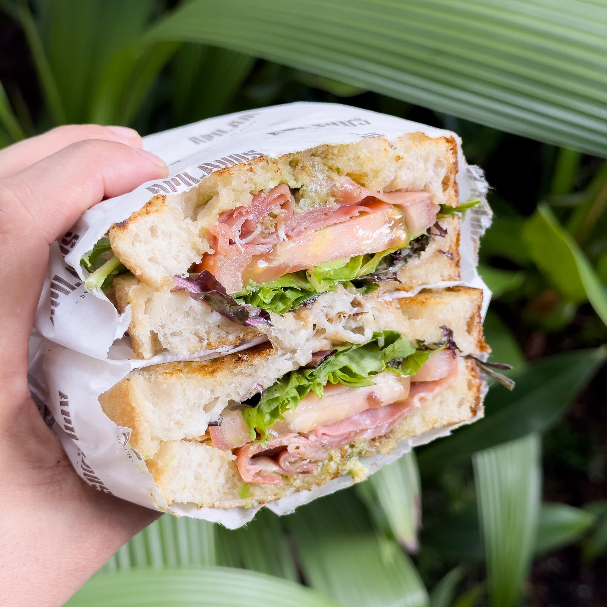 Jamón serrano y straciatella