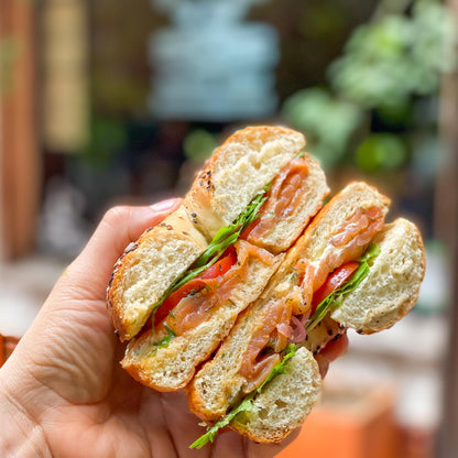 Smoked salmon bagel