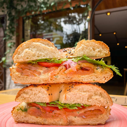 Smoked salmon bagel